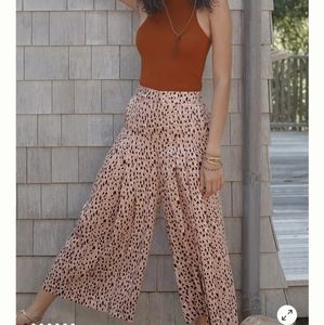 NWT Leopard Pleated Flair Pants Anthropologie
